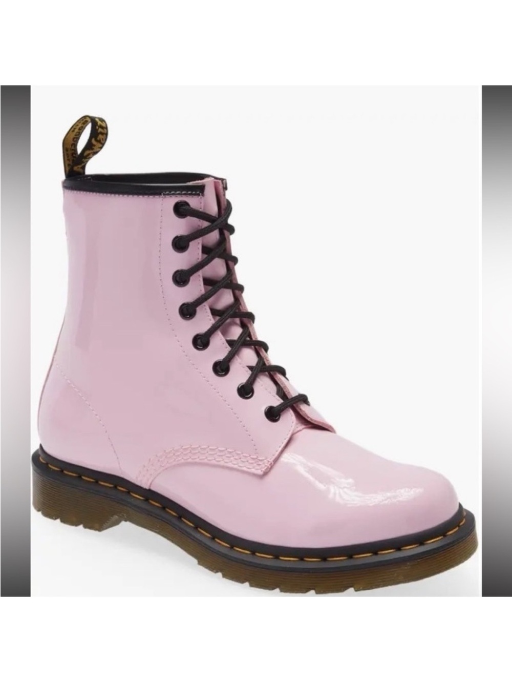 DOC DR. MARTENS Pink Patent Leather boots